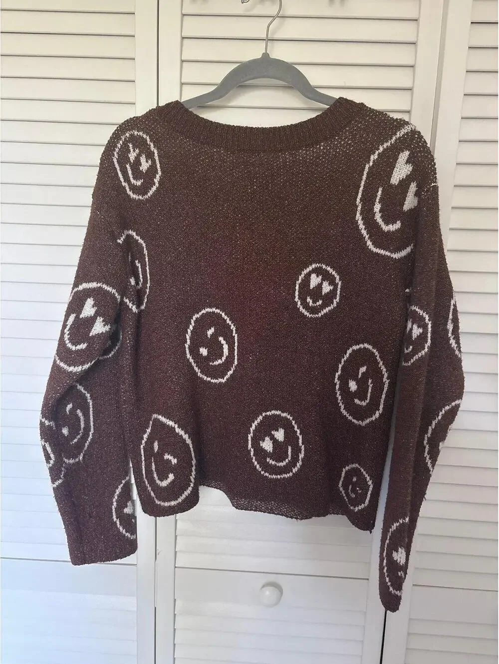 No Boundaries Cropped V Neck Smiley Face Sweater